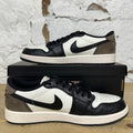 Air Jordan 1 Low Mocha Sz 8.5