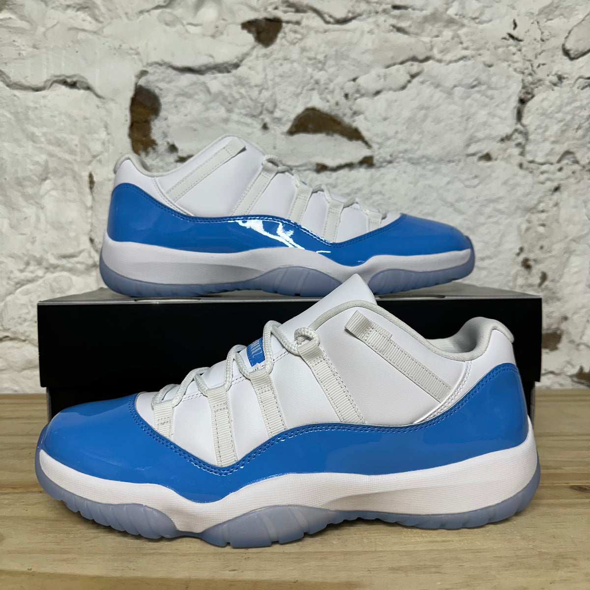 Air Jordan 11 Low University Blue Sz 13 DS