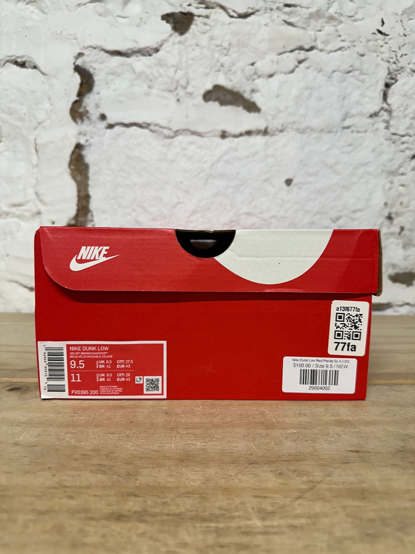 Nike Dunk Low Red Panda Sz 9.5 DS