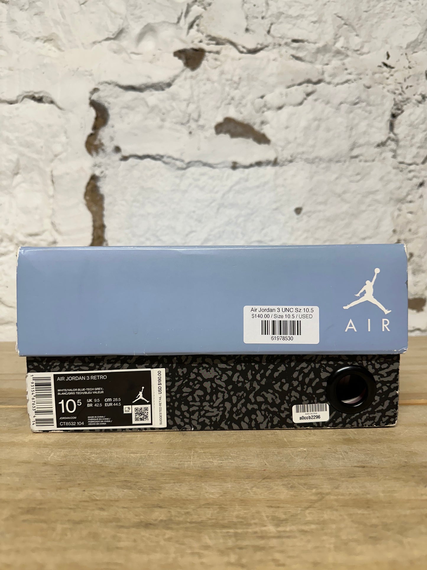 Air Jordan 3 UNC Sz 10.5