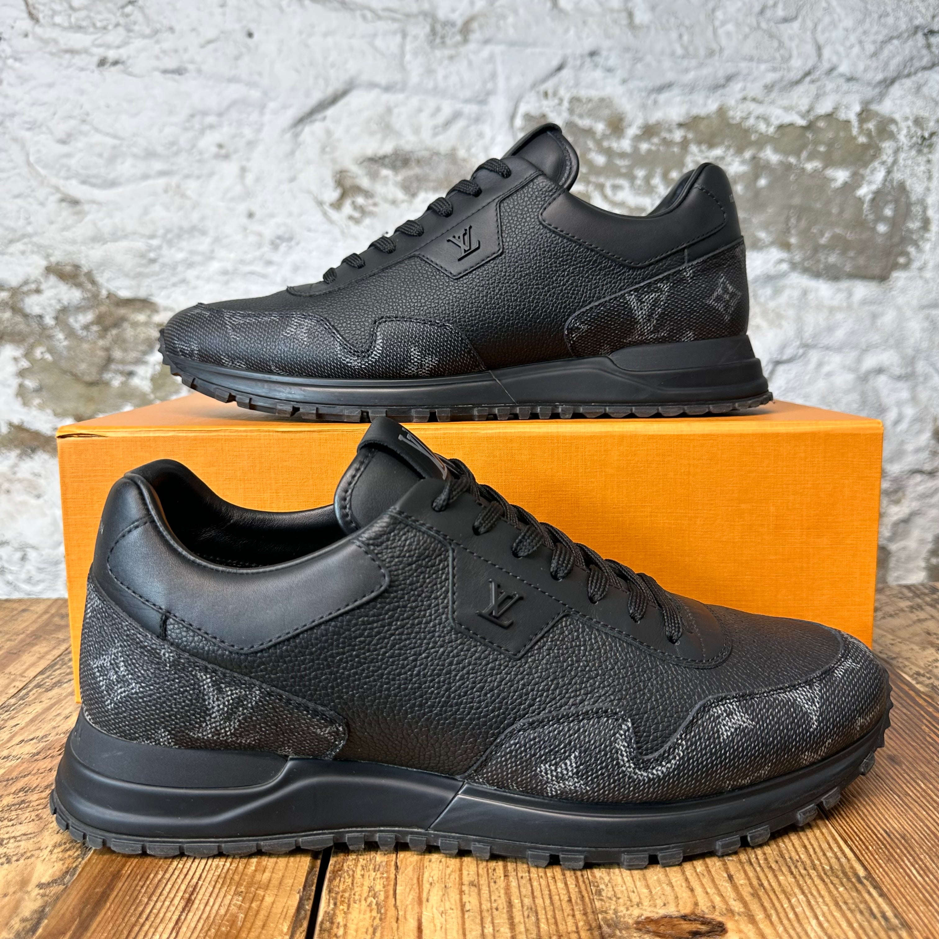 Louis Vuitton Triple Black Leather Monogram Runaway Sneaker Sz 9.5 (8LV)