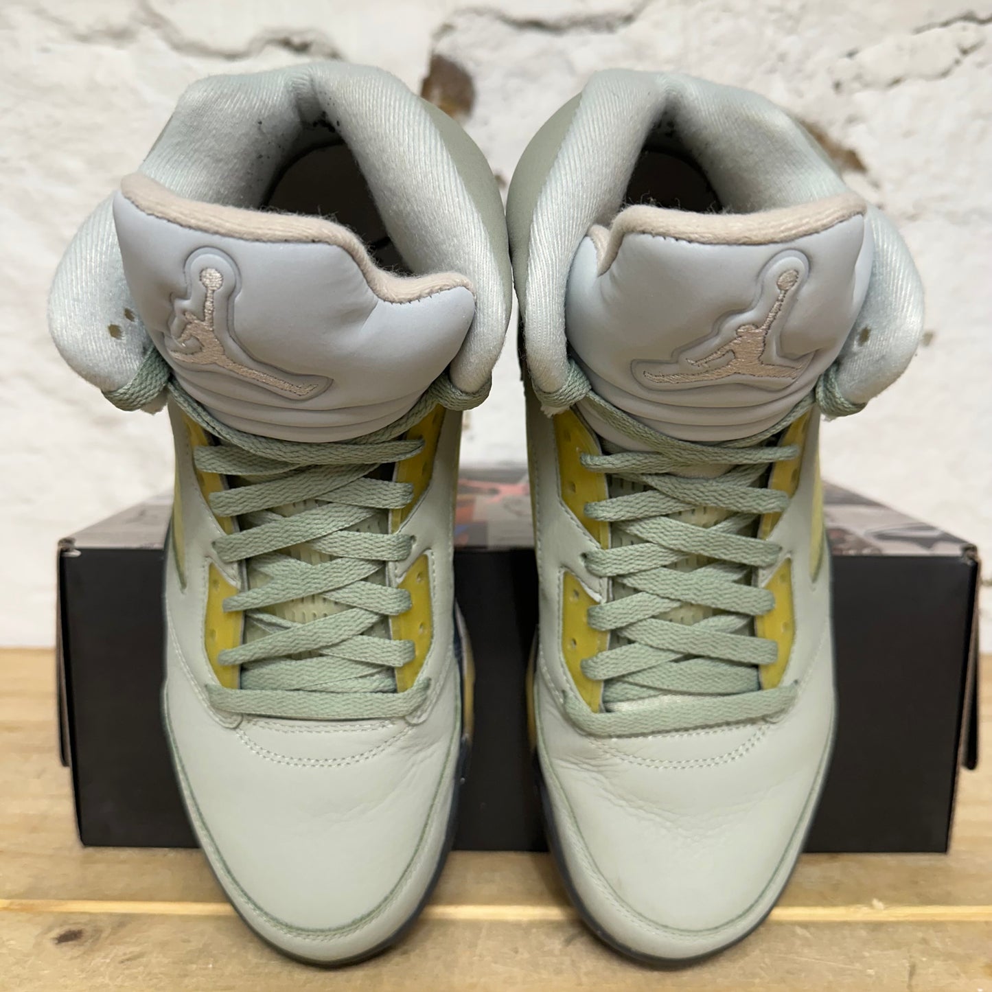 Air Jordan 5 Jade Horizon Sz 9.5
