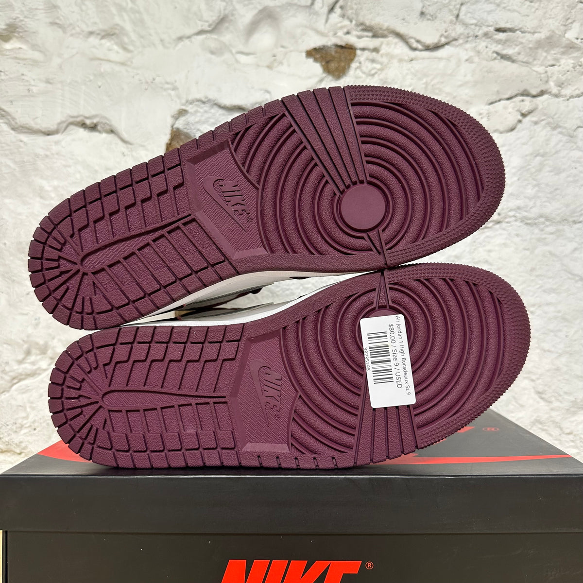 Air Jordan 1 High Boradeaux Sz 9