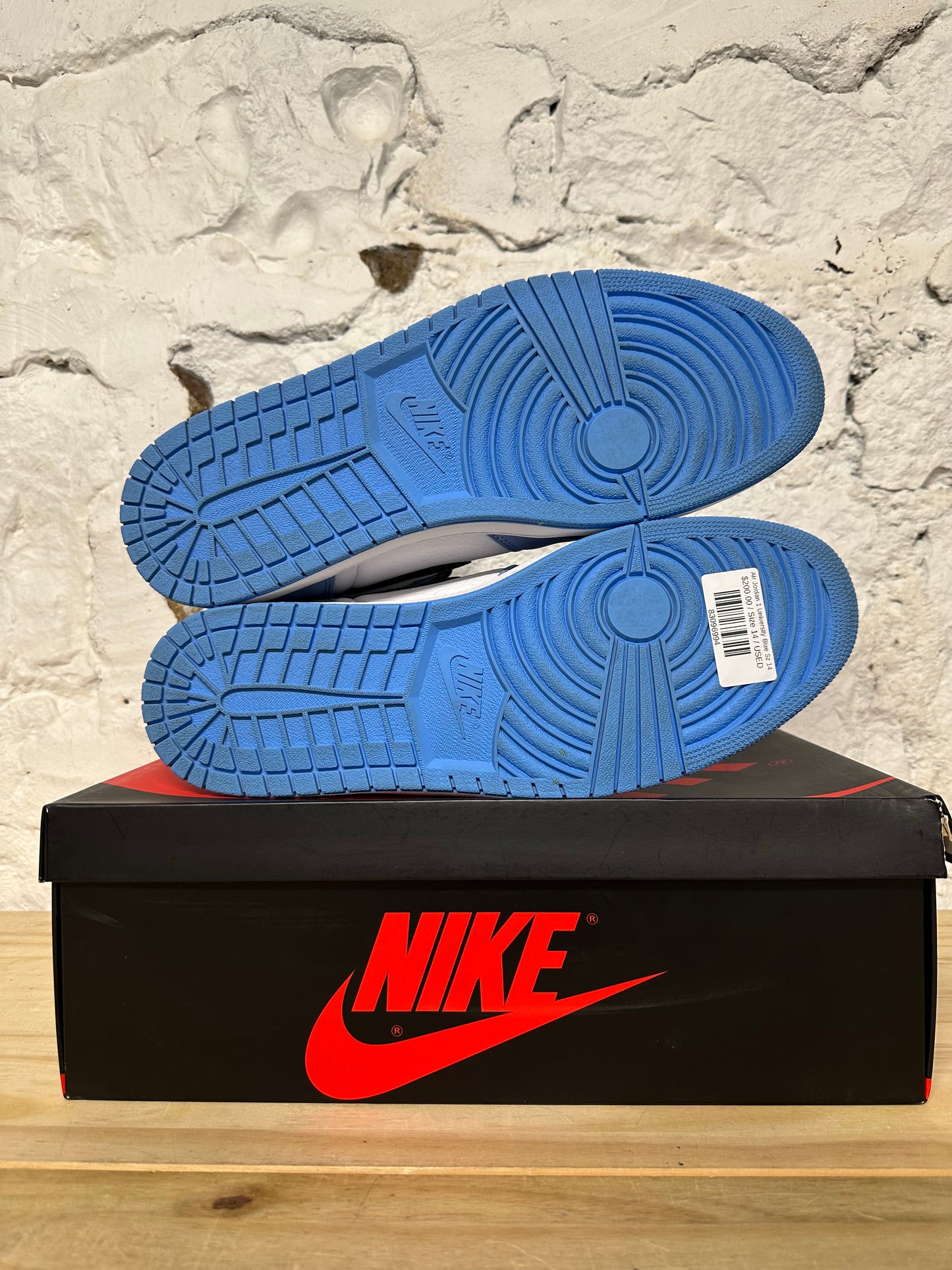 Air Jordan 1 University Blue Sz 14