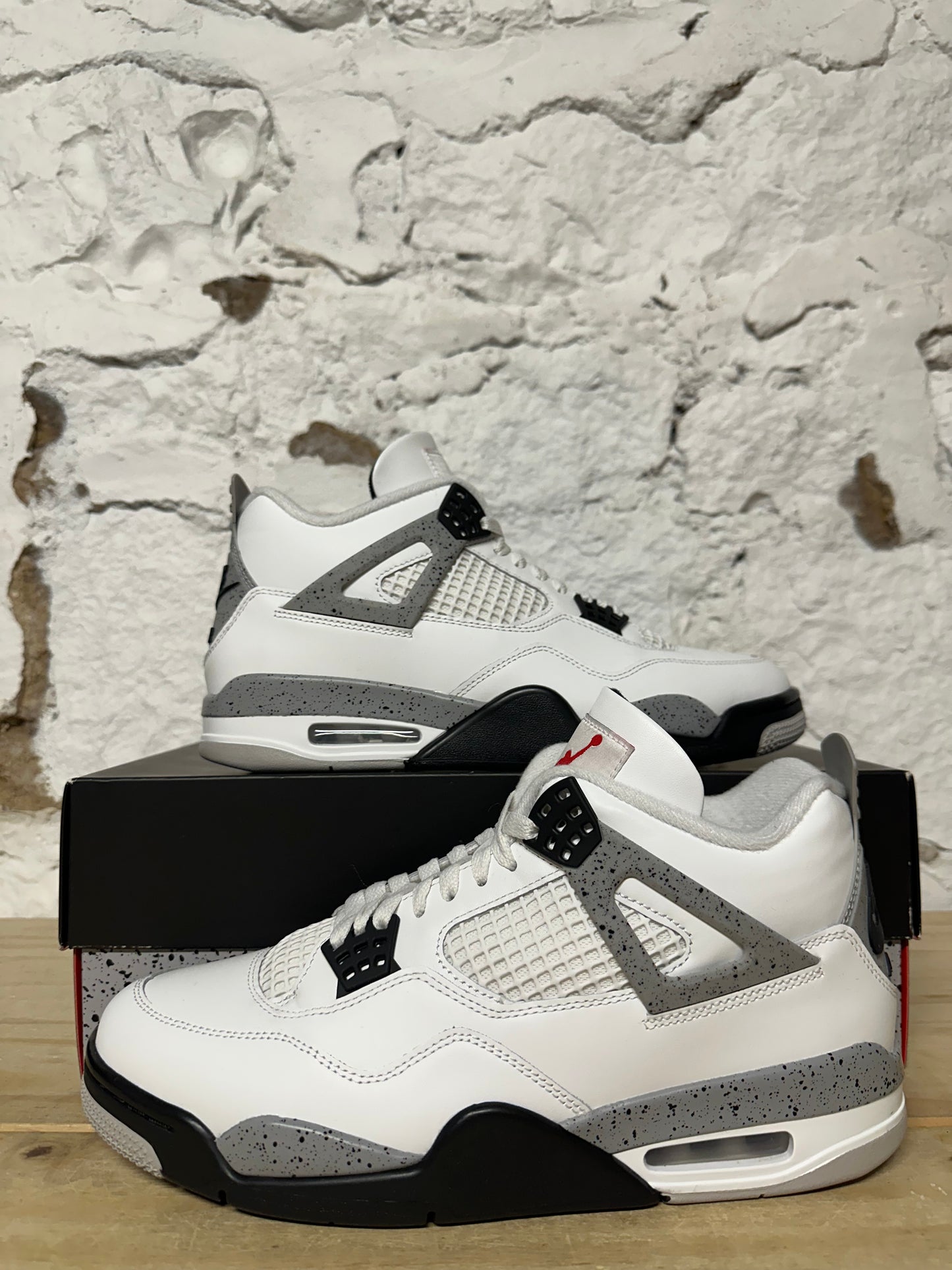 Air Jordan 4 White Cement Sz 10