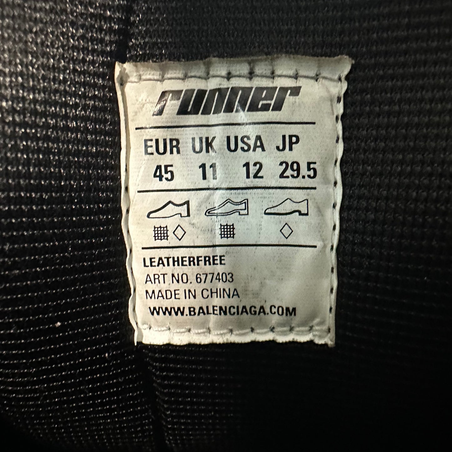 Balenciaga Runner Triple Black Sneaker Sz 9 (42)