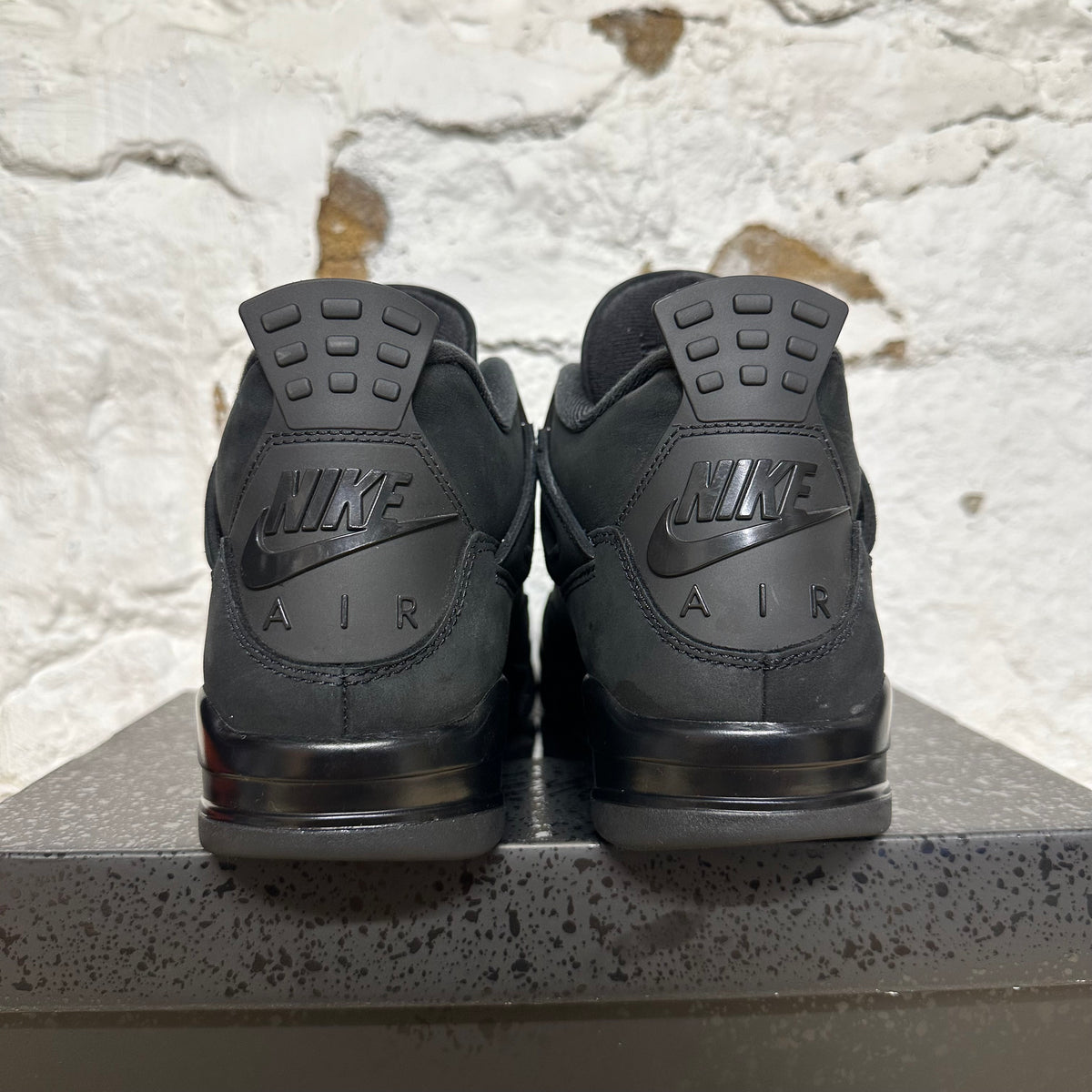 Air Jordan 4 Black Cat (2025) Sz 9