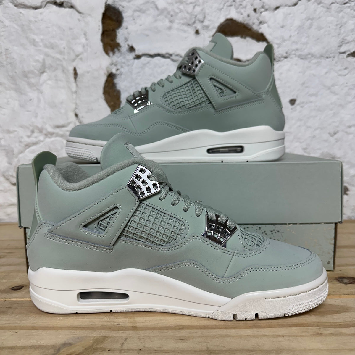 Air Jordan 4 Seafoam Sail Sz 7 (8.5W) DS