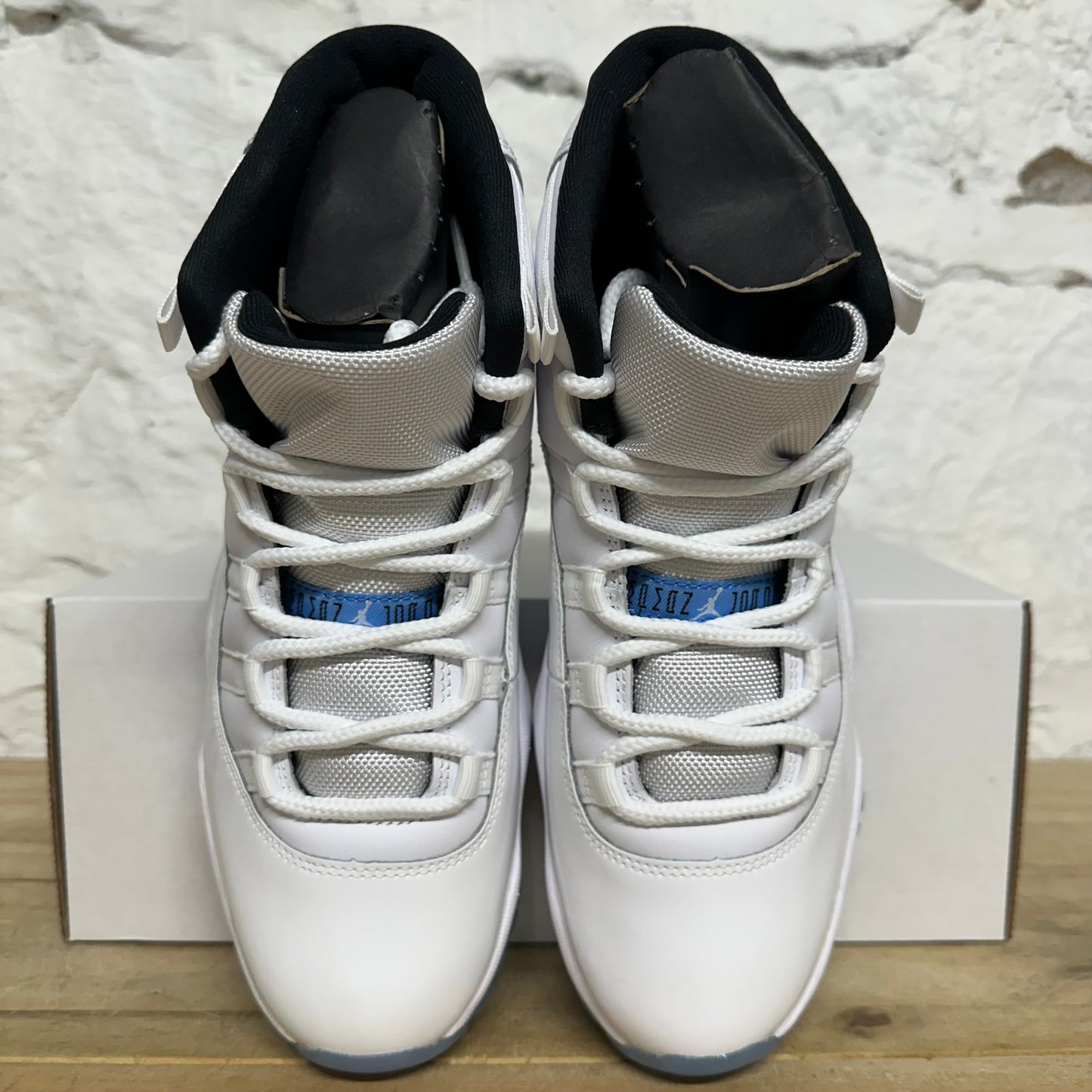 Air Jordan 11 High Legend Blue (2024) Sz 8.5 DS