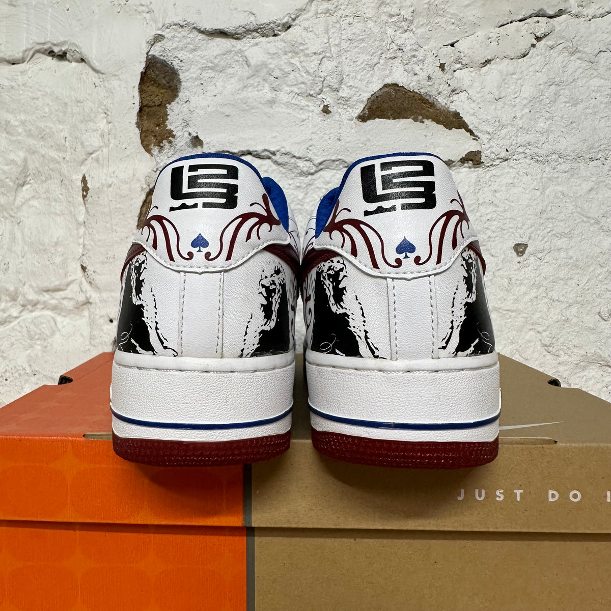 Nike Air Force 1 Low LeBron Collection Royale Sz 10 DS