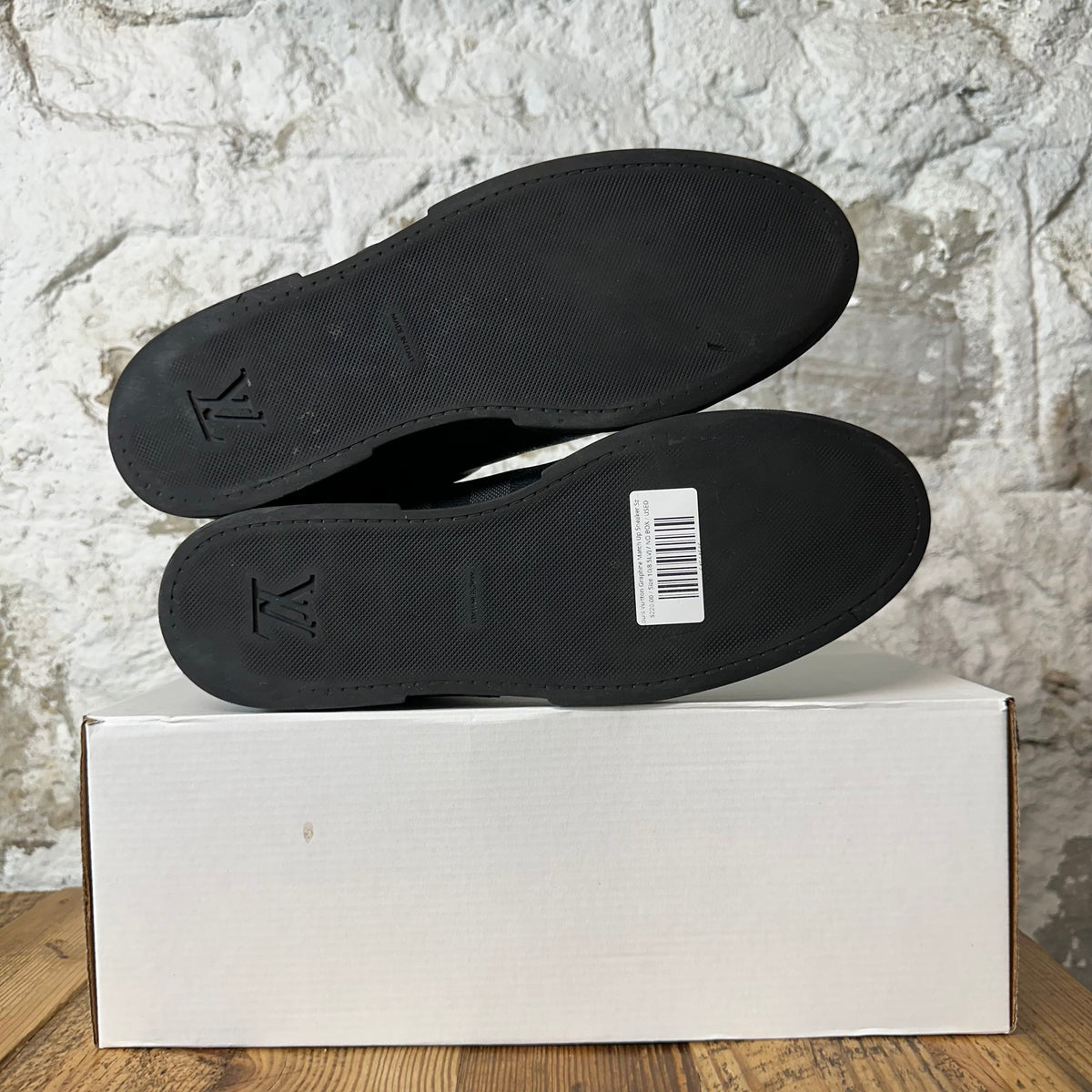 Louis Vuitton Graphite Match Up Sneaker Sz 10 (8.5LV)