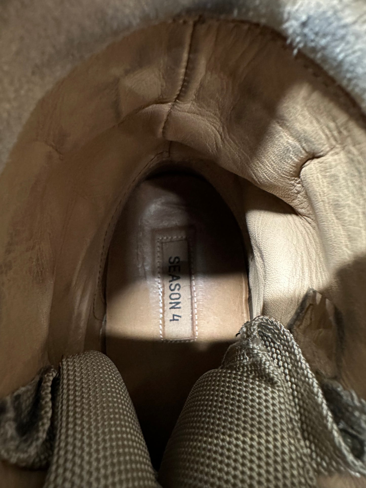 Yeezy Season 4 Combat Boot Sand Sz 44