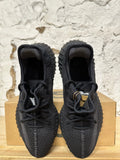 Yeezy 350 Onyx Sz 11 DS