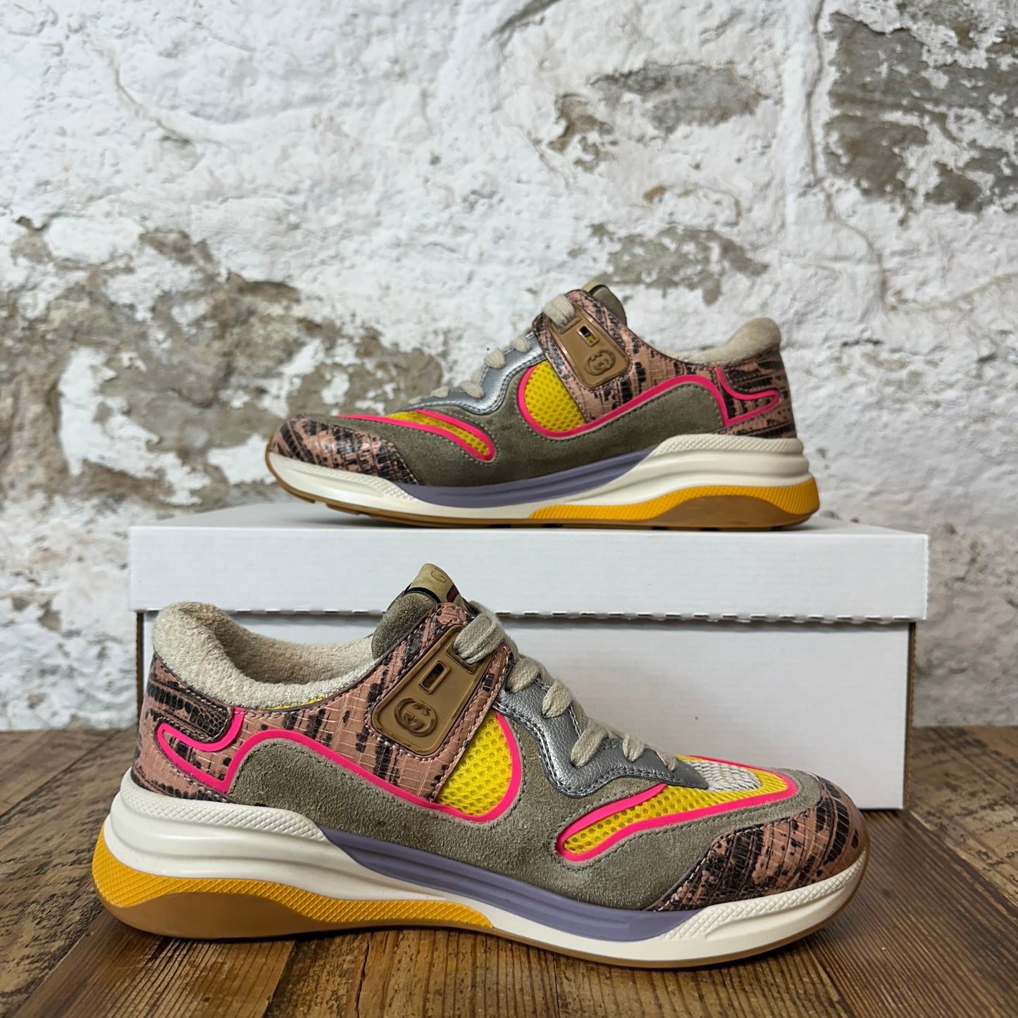 Gucci Ultrapace Pink Yellow Grey Sneaker Sz 5 (37)