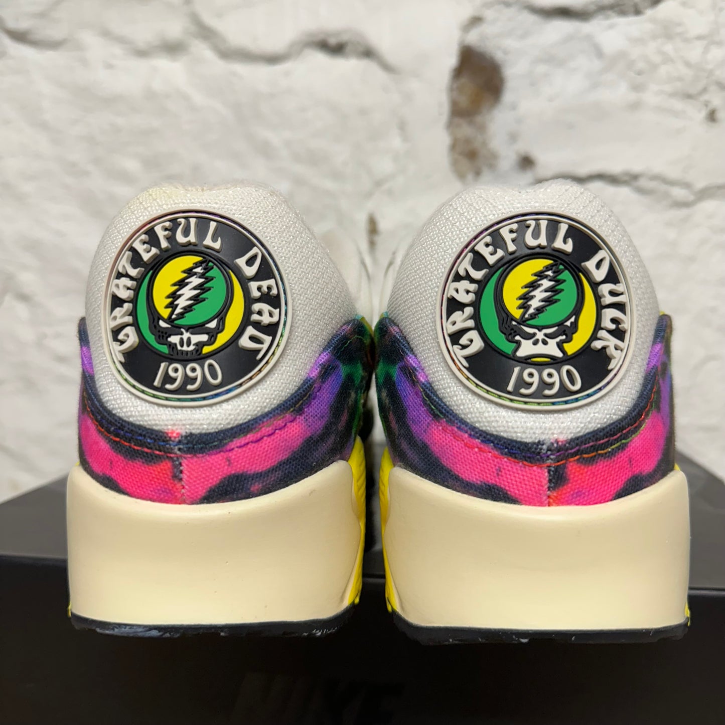 Nike Air Max 90 Grateful Dead University of Oregon Sz 11.5
