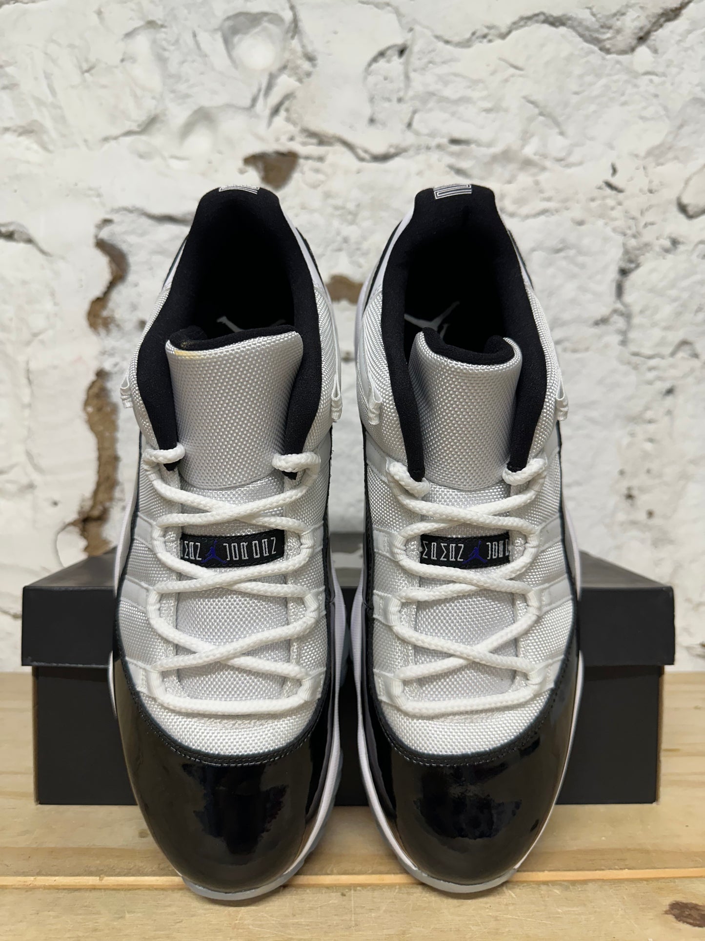Air Jordan 11 Low Concord Sz 11.5 DS