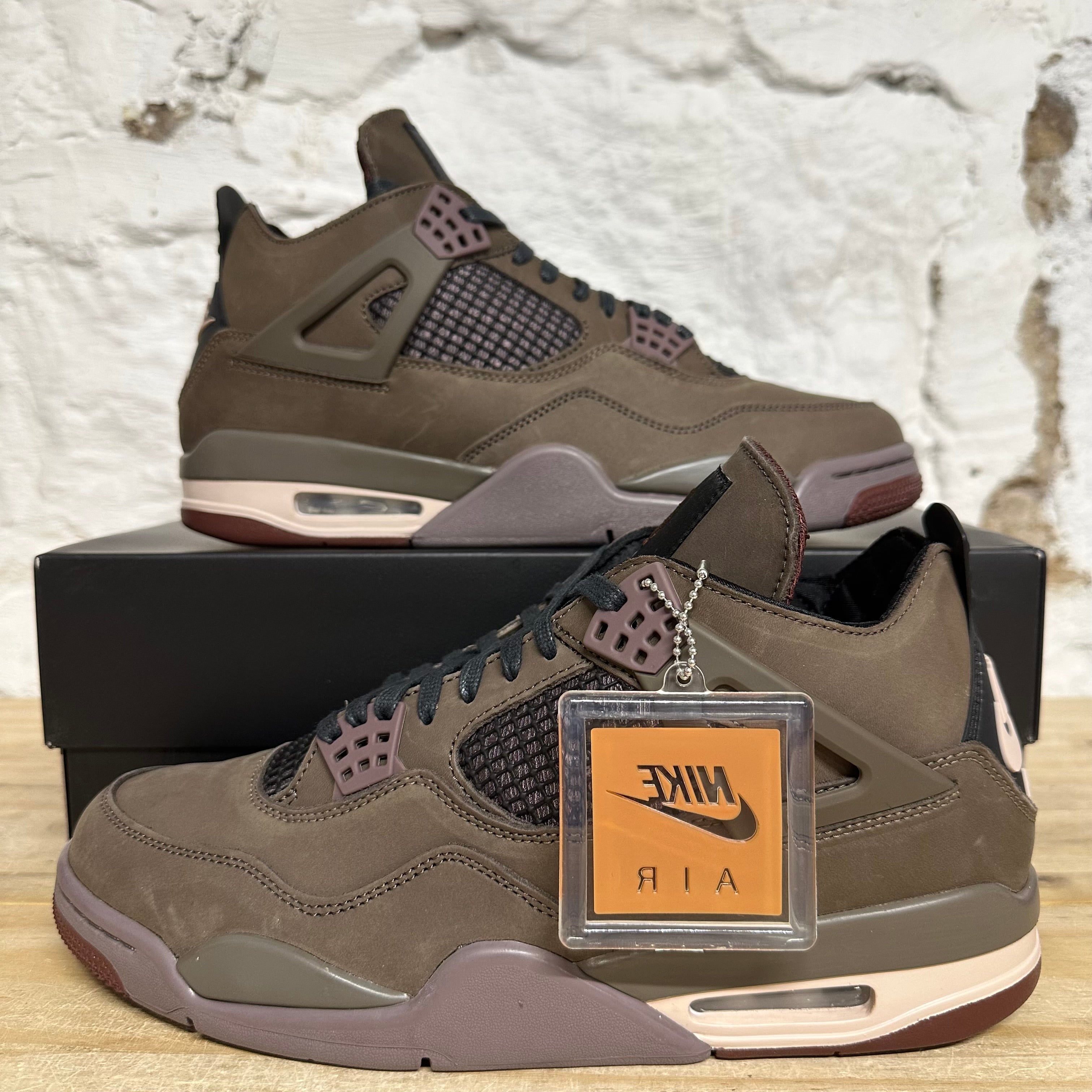 Air Jordan 4 A Ma Maniere Dark Mocha Sz 11 DS