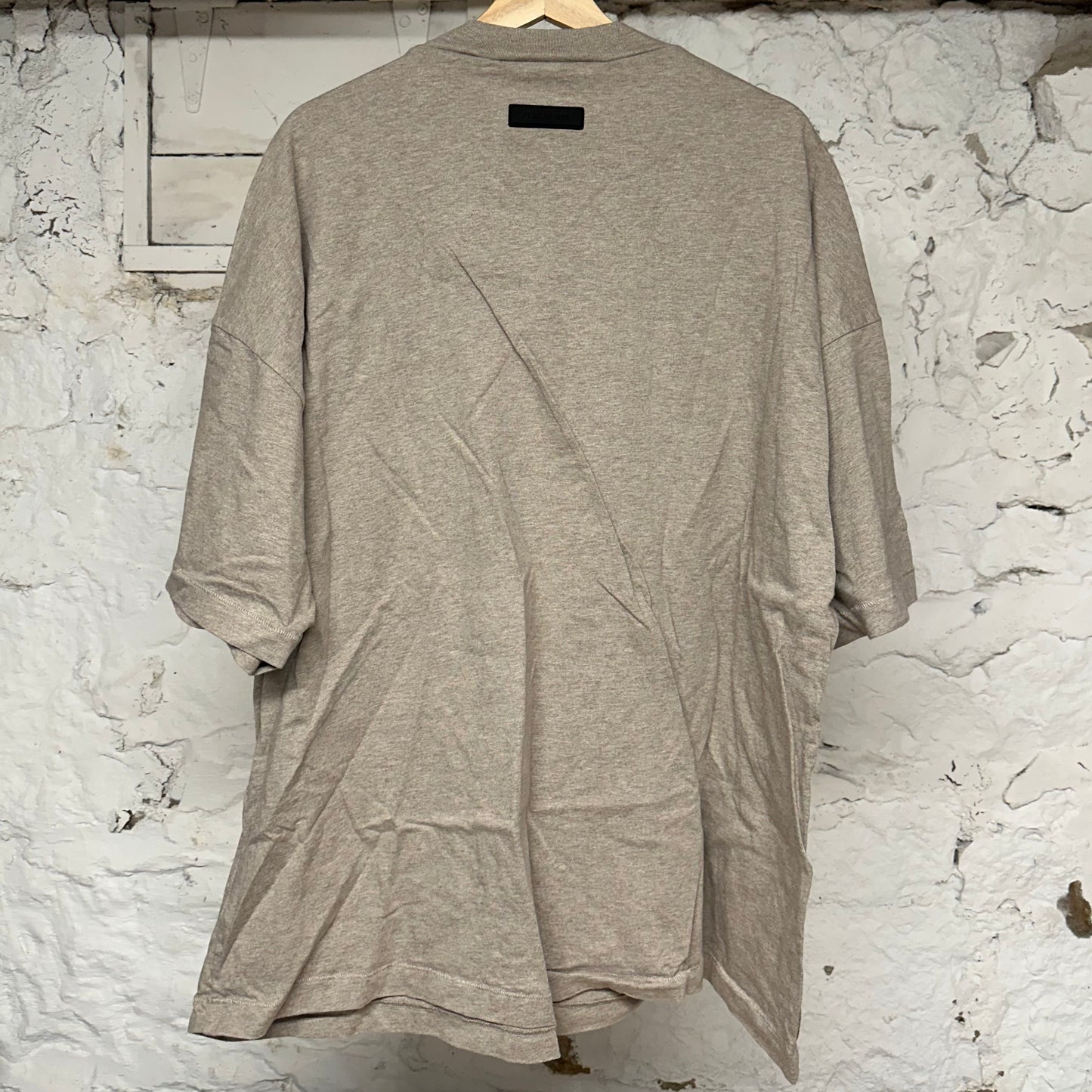 Fear of God Essentials Small Chest Logo Oatmeal T-Shirt Sz L