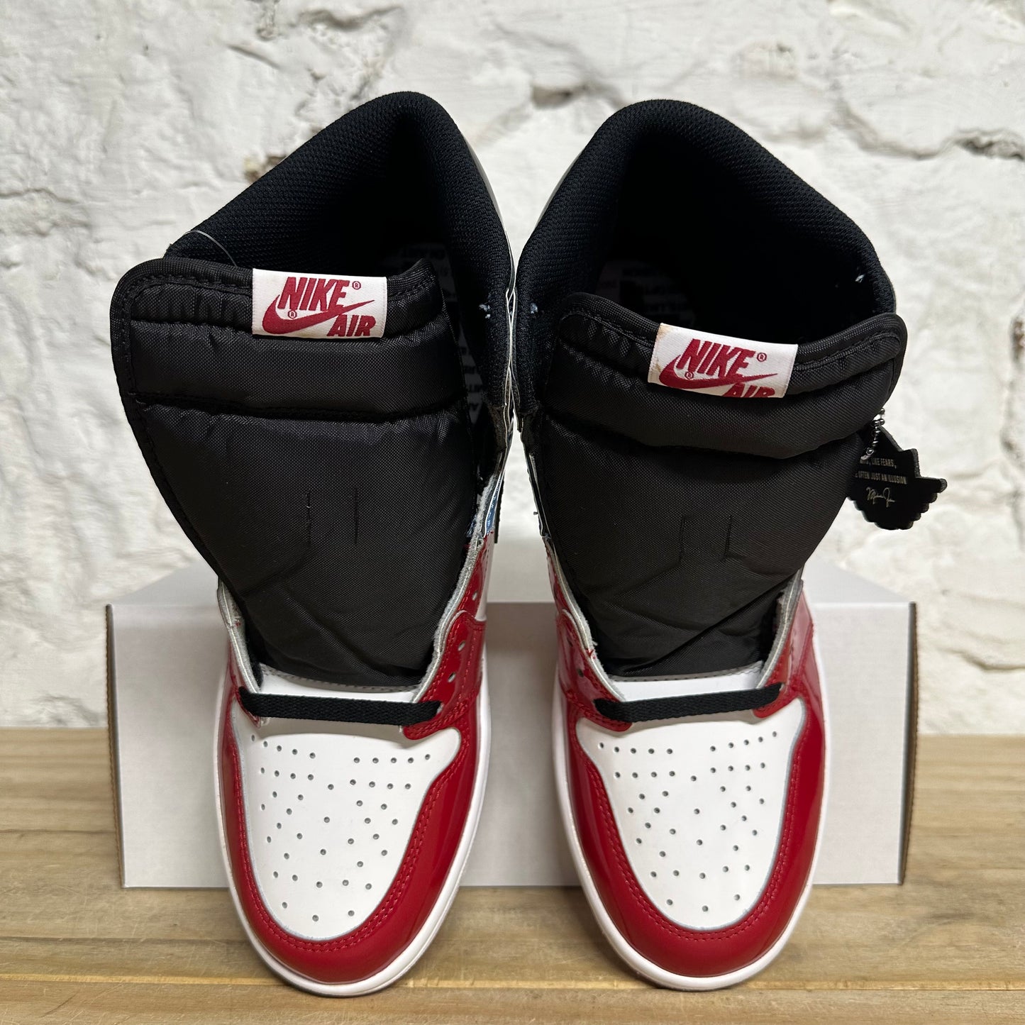 Air Jordan 1 High Fearless Sz 11 DS