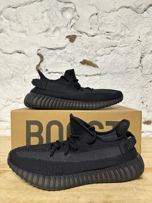 Yeezy 350 Onyx Sz 11.5
