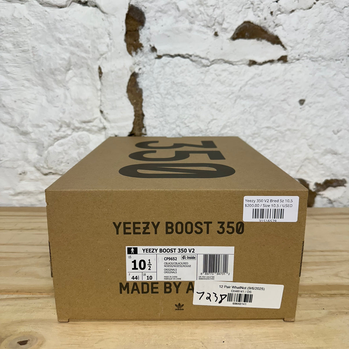Yeezy 350 V2 Bred Sz 10.5