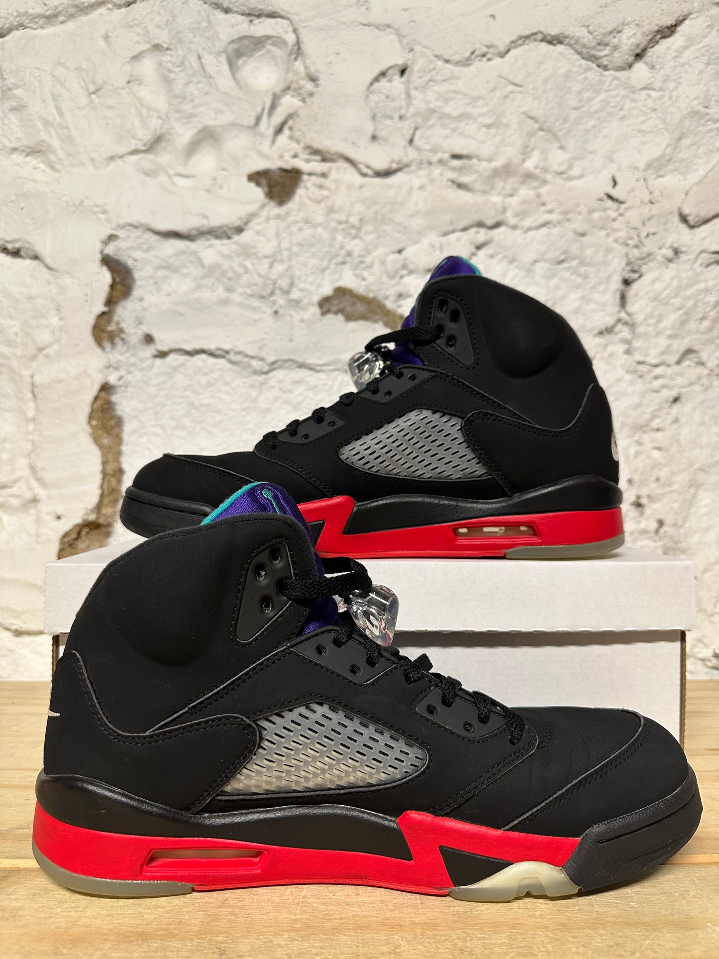 Air Jordan 5 What The Sz 9.5