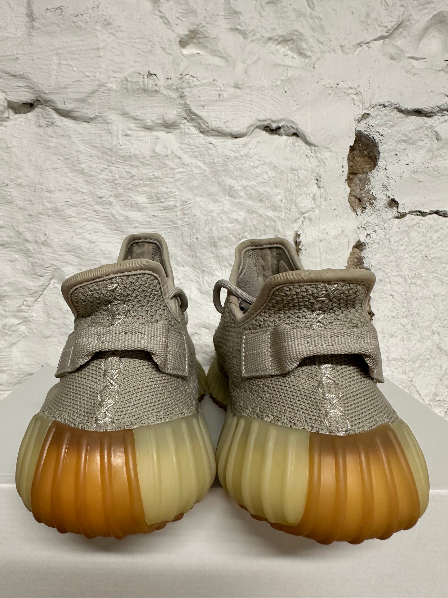 Yeezy 350 V2 Sesame Sz 9