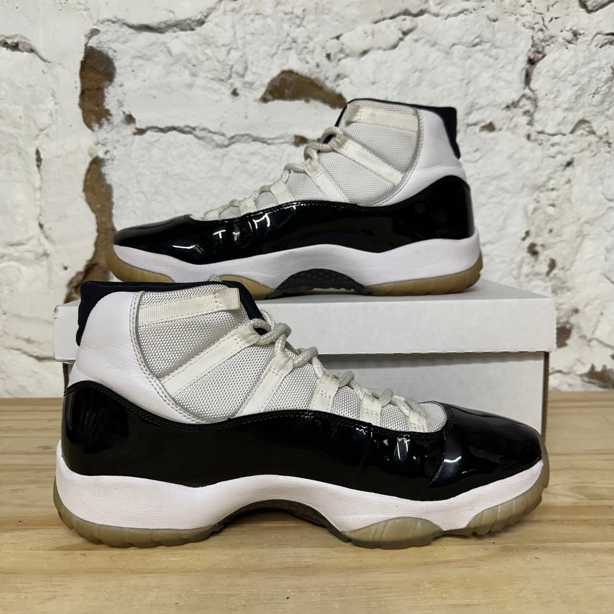 Air Jordan 11 High Concord Sz 10