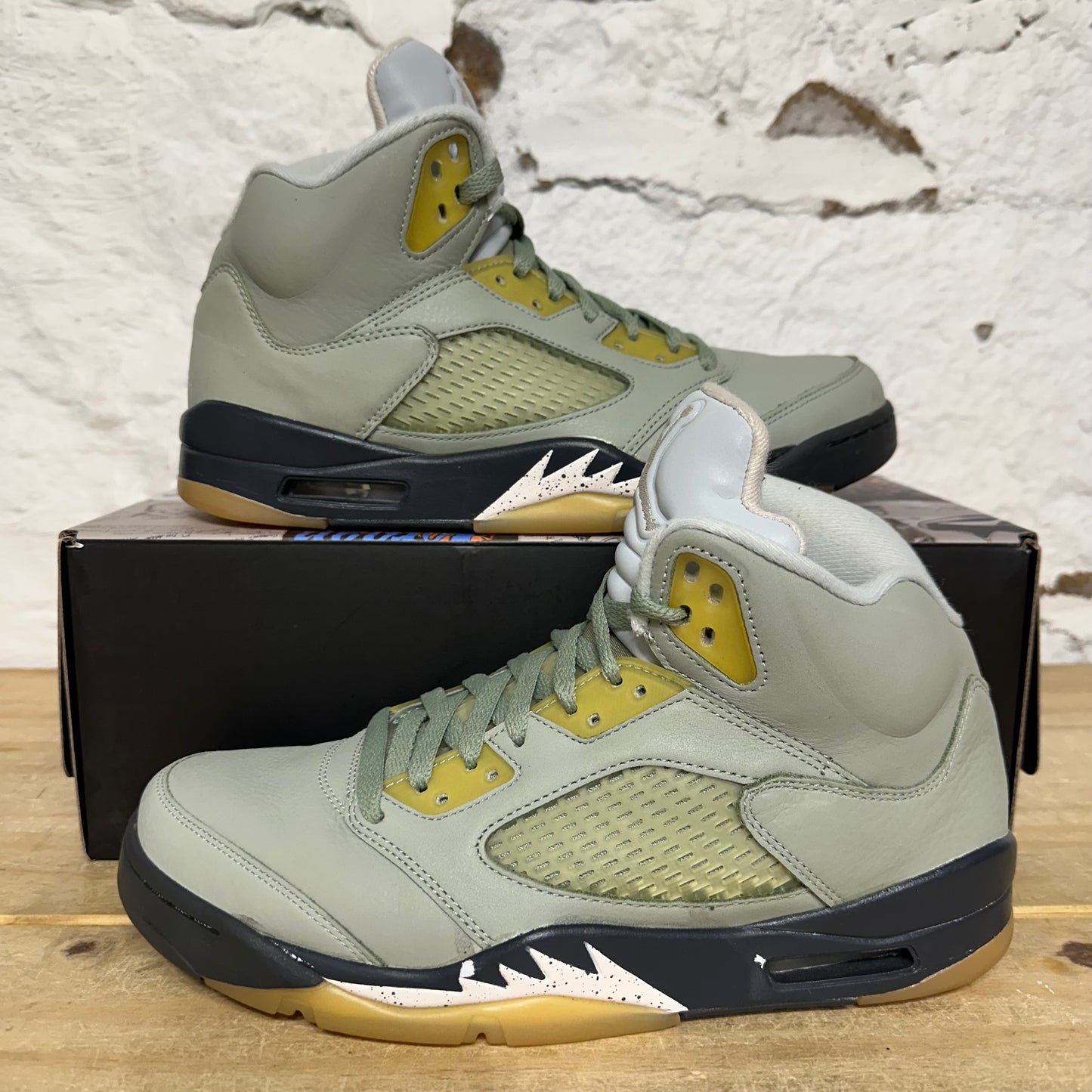 Air Jordan 5 Jade Horizon Sz 9.5