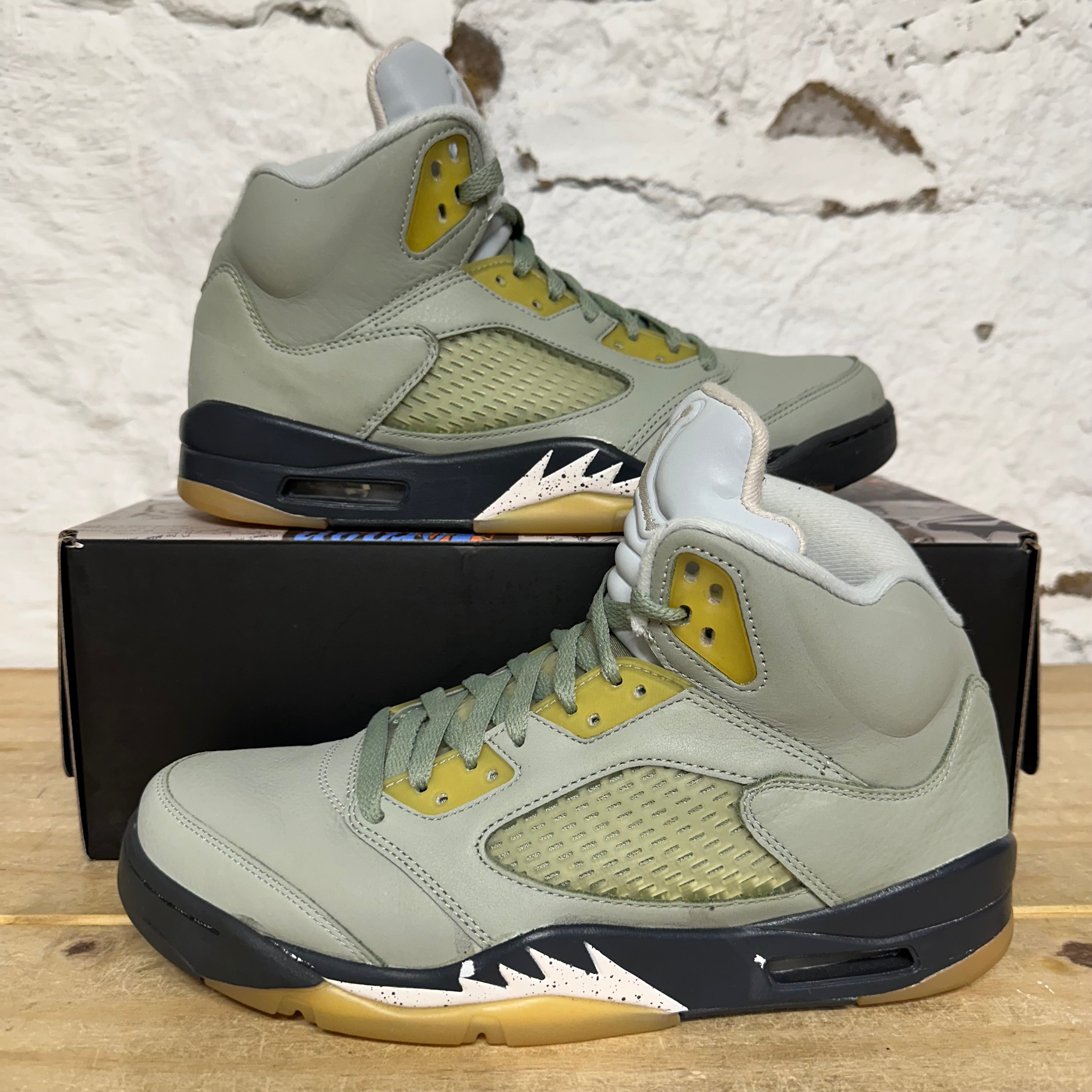 Air Jordan 5 Jade Horizon Sz 9.5