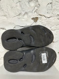 Yeezy Foam Runner Onyx Sz 11