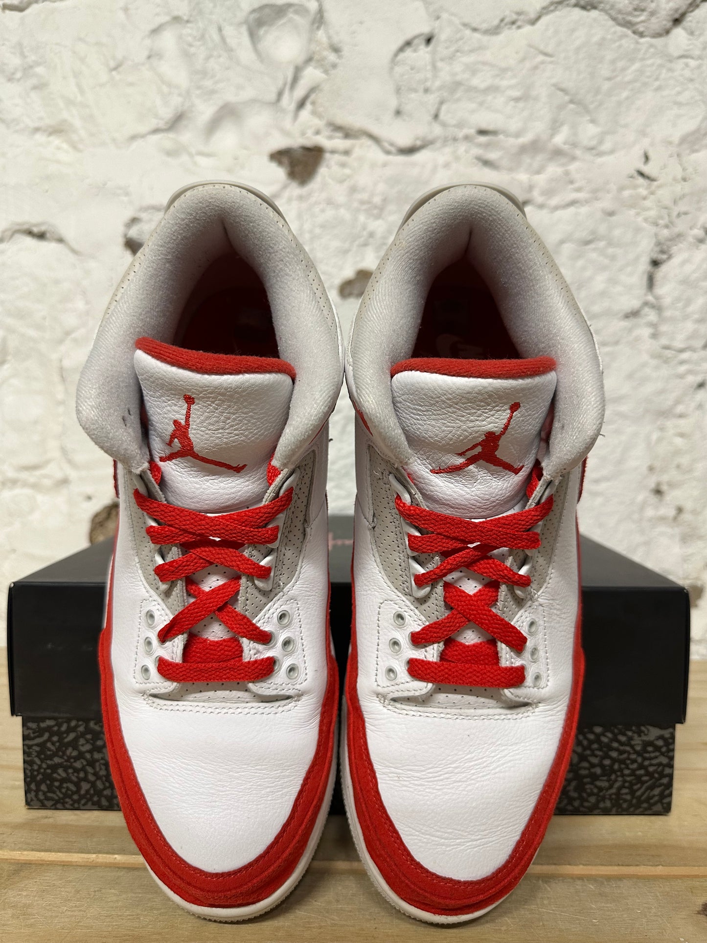 Air Jordan 3 Tinker Hatfield University Red Sz 10.5