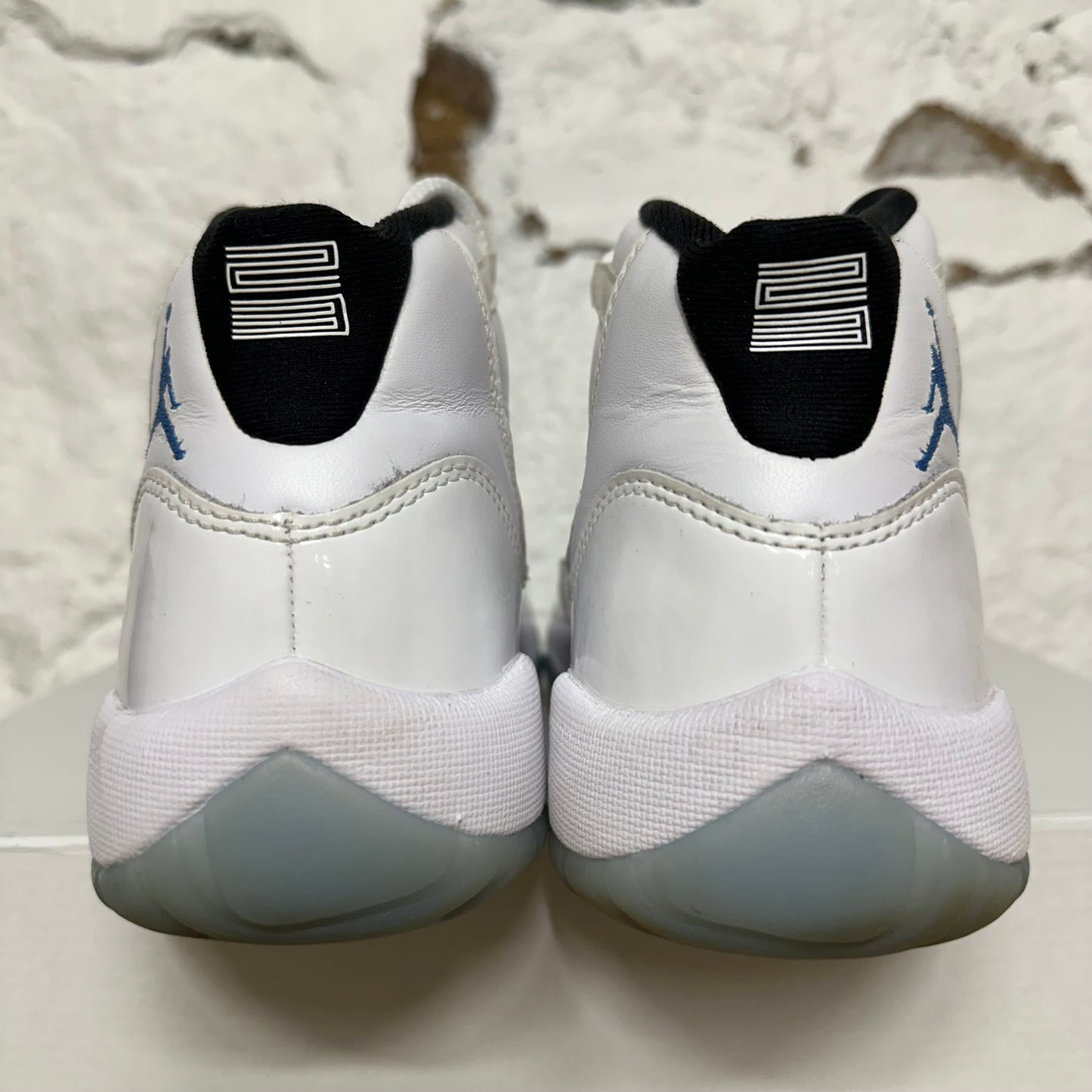 Air Jordan 11 High Legend Blue (2024) Sz 7Y