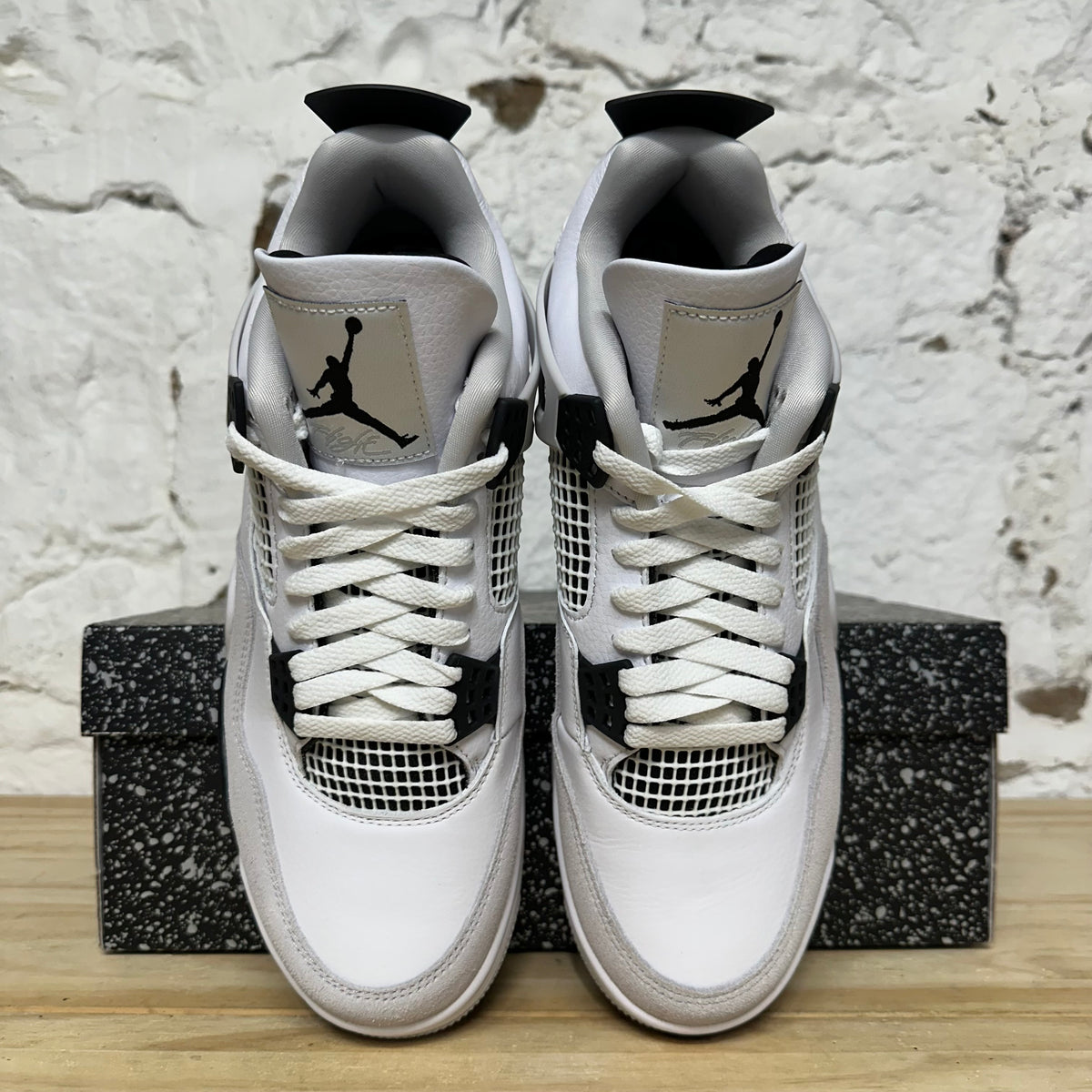 Air Jordan 4 Military Black Sz 9.5 DS