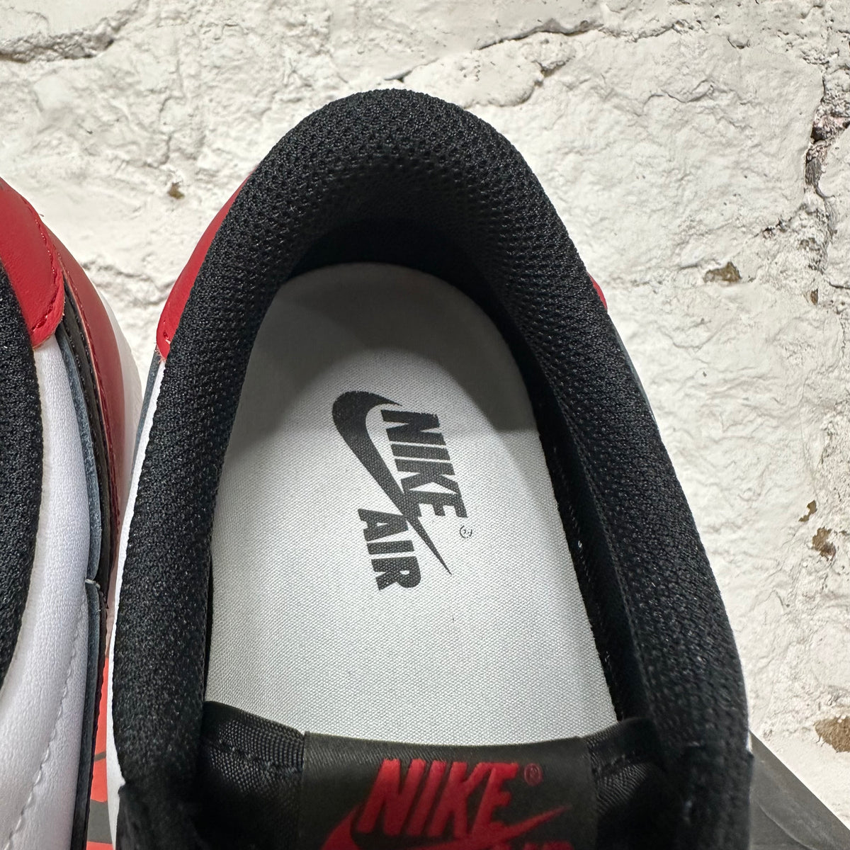 Air Jordan 1 Low Black Toe (2023) Sz 10.5