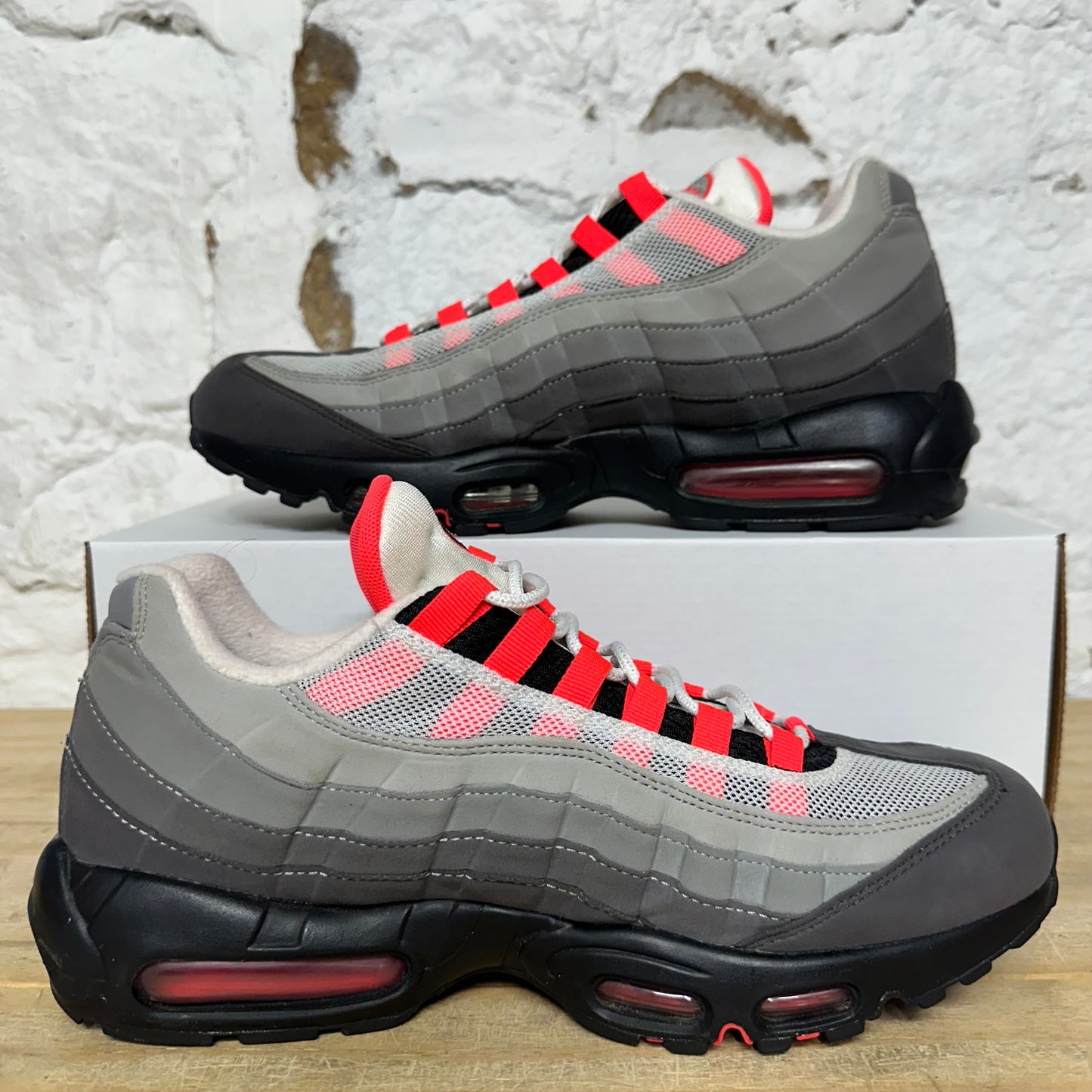 Nike Air Max 95 Solar Red (2018) Sz 11