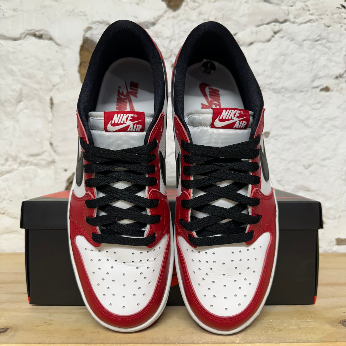 Air Jordan 1 Low OG Chicago (2025) Sz 9