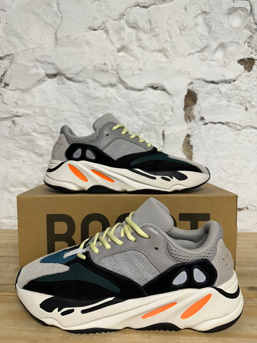Yeezy 700 Wave Runner Sz 11