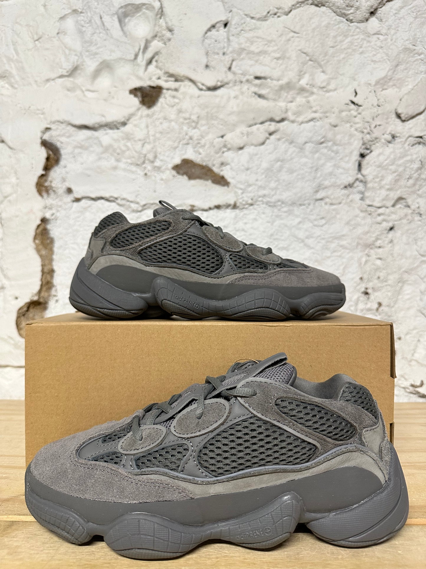 Yeezy 500 Granite Sz 6.5 DS