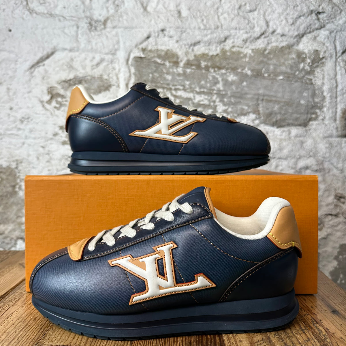 Louis Vuitton Buttersoft Navy Blue Sneaker Sz 9 (7.5LV)