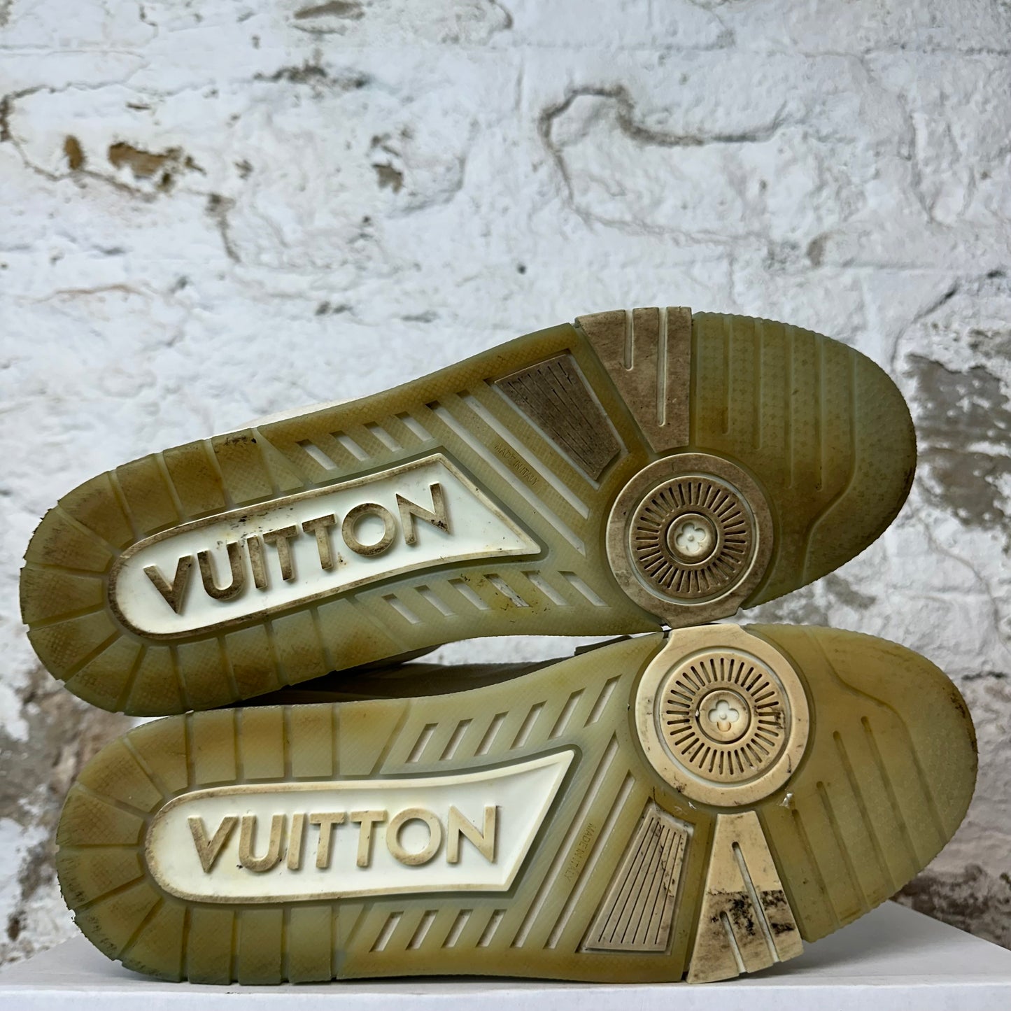 Louis Vuitton Beige Monogram Trainer Sneaker Sz 12 (10.5LV)