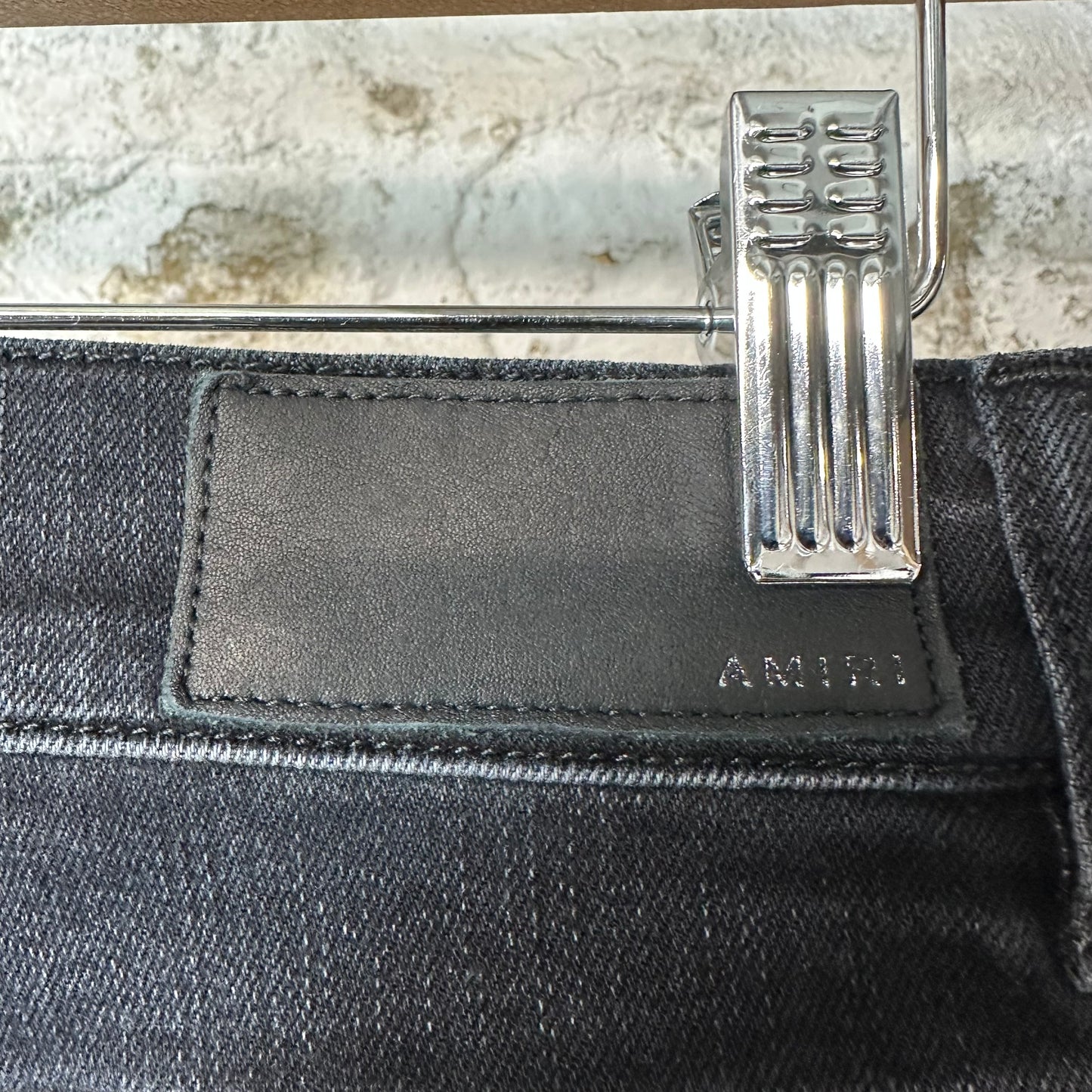 Amiri Cherub Logo Black Denim Jeans Sz 29