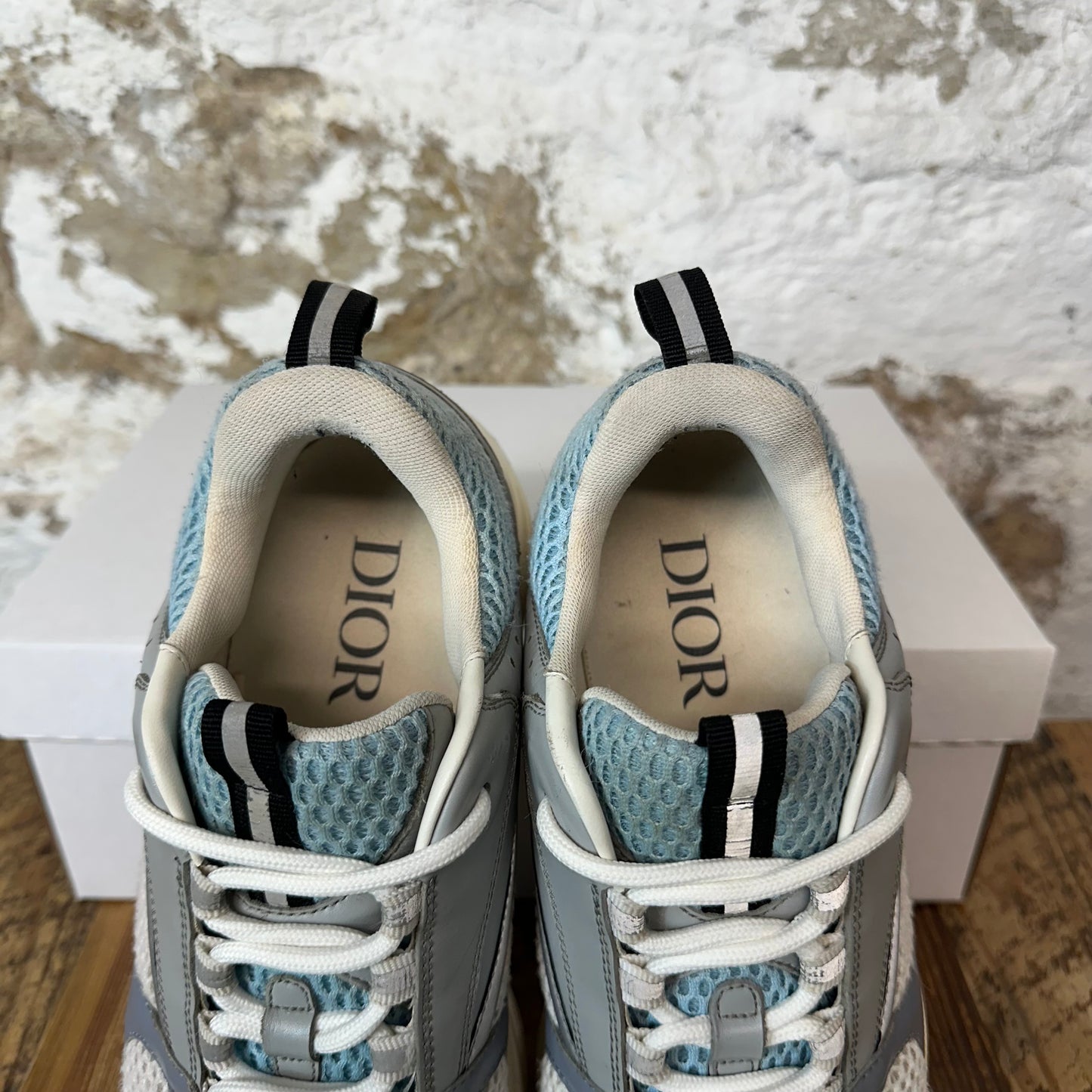 Dior B22 Gray White Blue Sneaker Sz 8 (41)