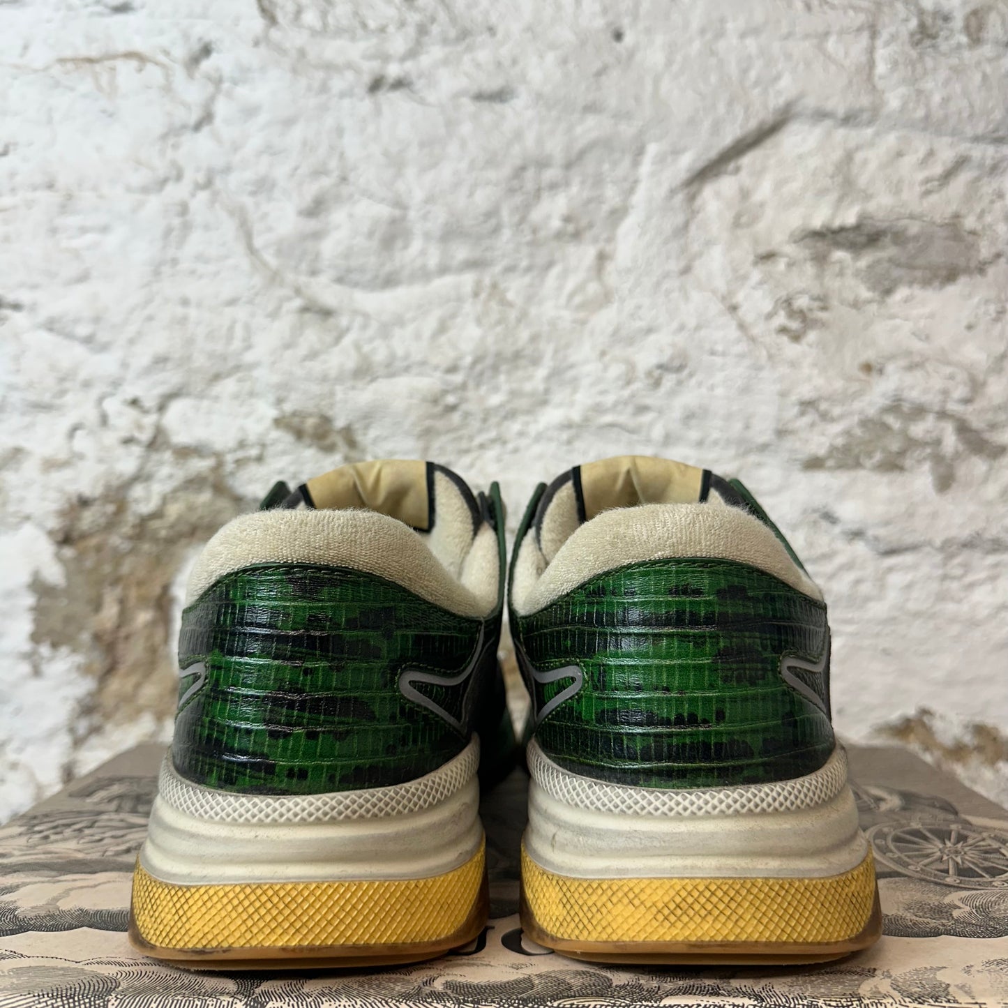 Gucci Ultrapace Green Snakeskin Gray Sneaker Sz 9.5