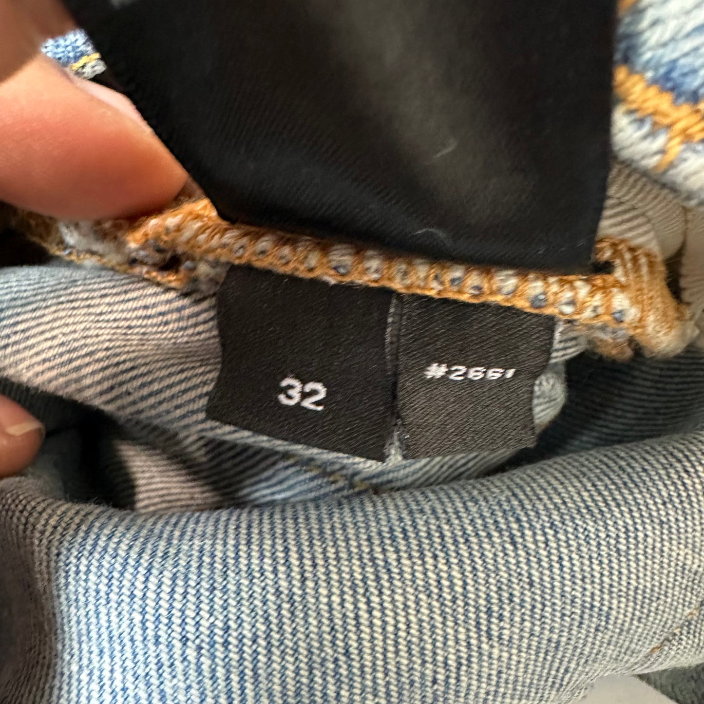 Amiri Black Old English Spell Blue Denim Jeans Sz 32