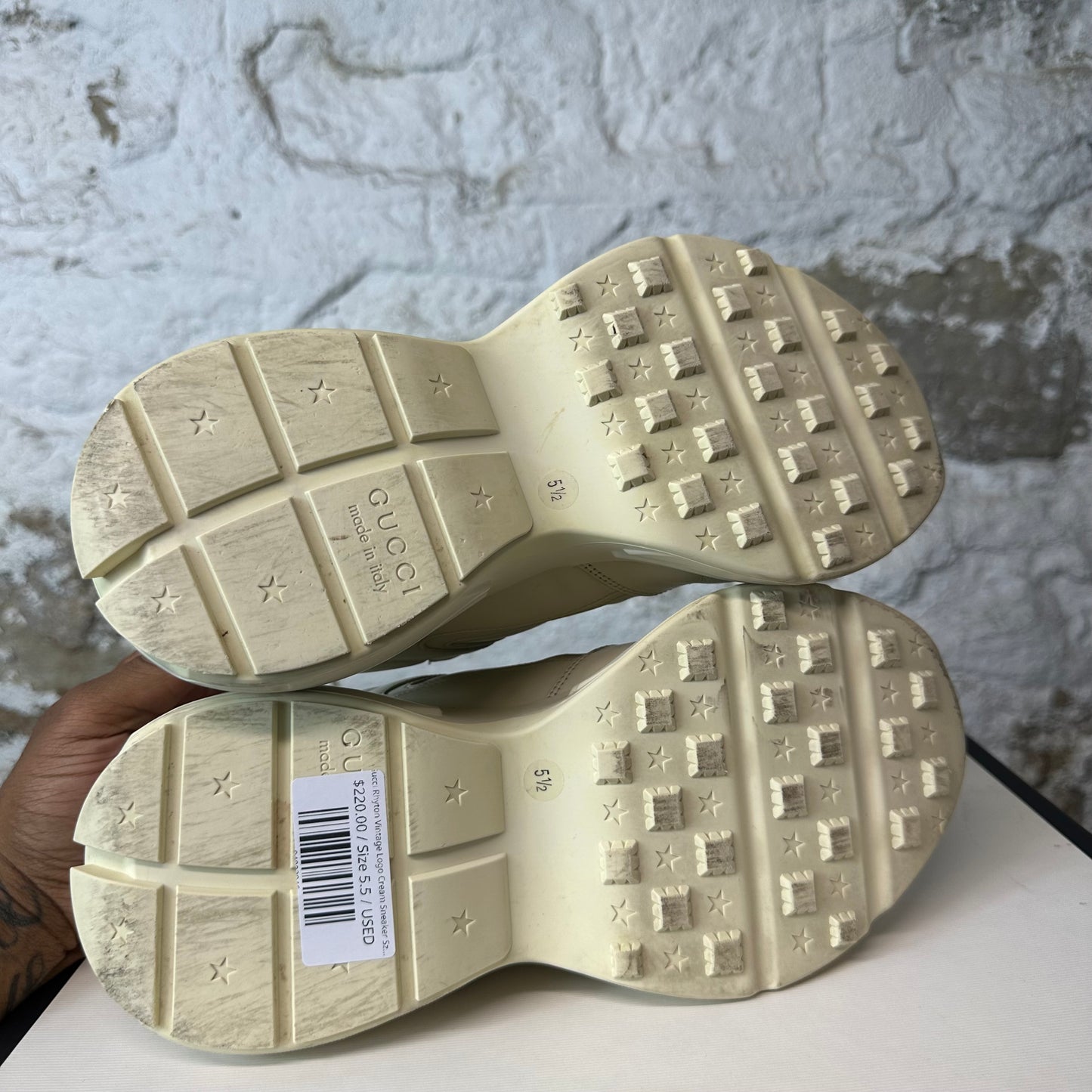 Gucci Rhyton Vintage Logo Cream Sneaker Sz 5.5