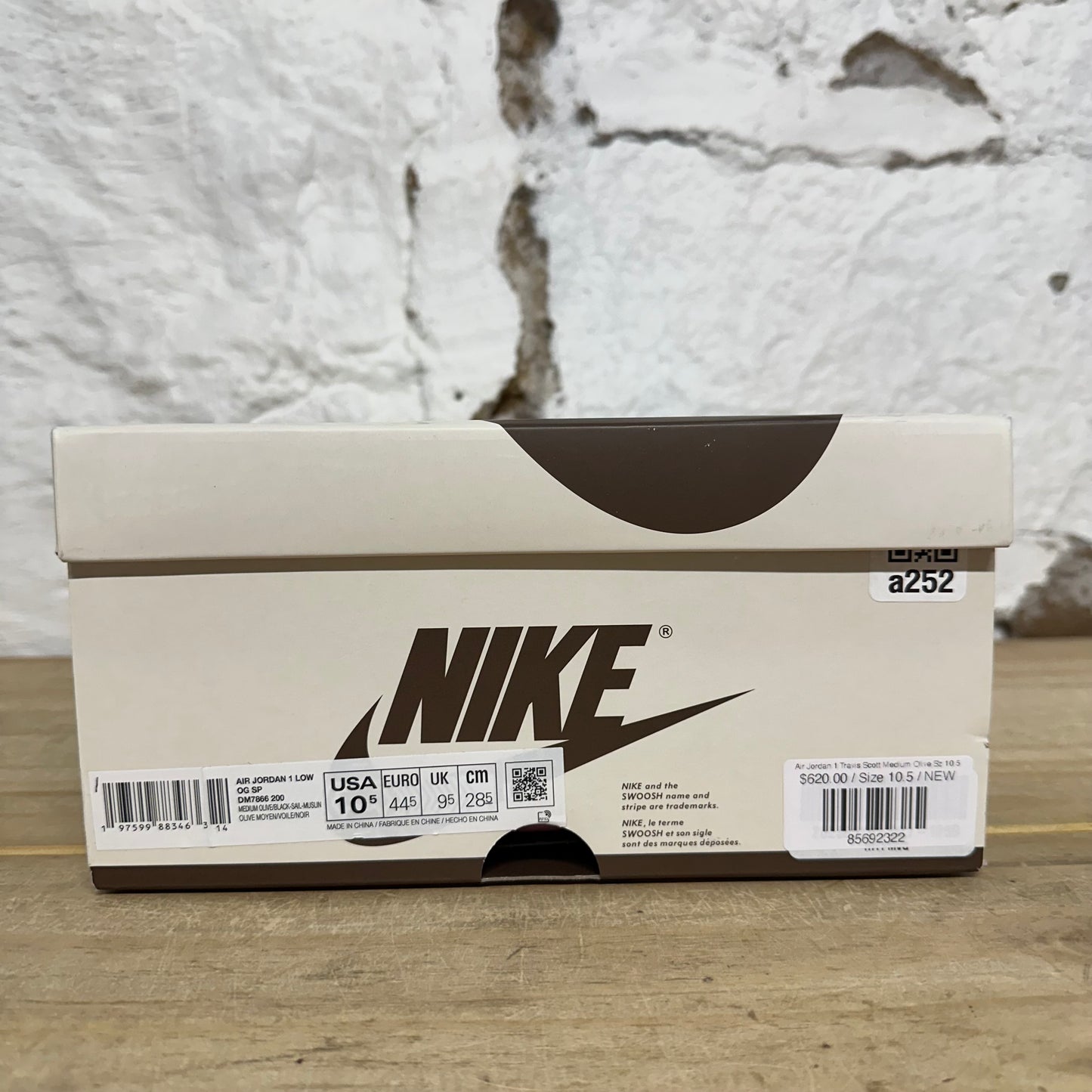 Air Jordan 1 Low Travis Scott Medium Olive Sz 10.5