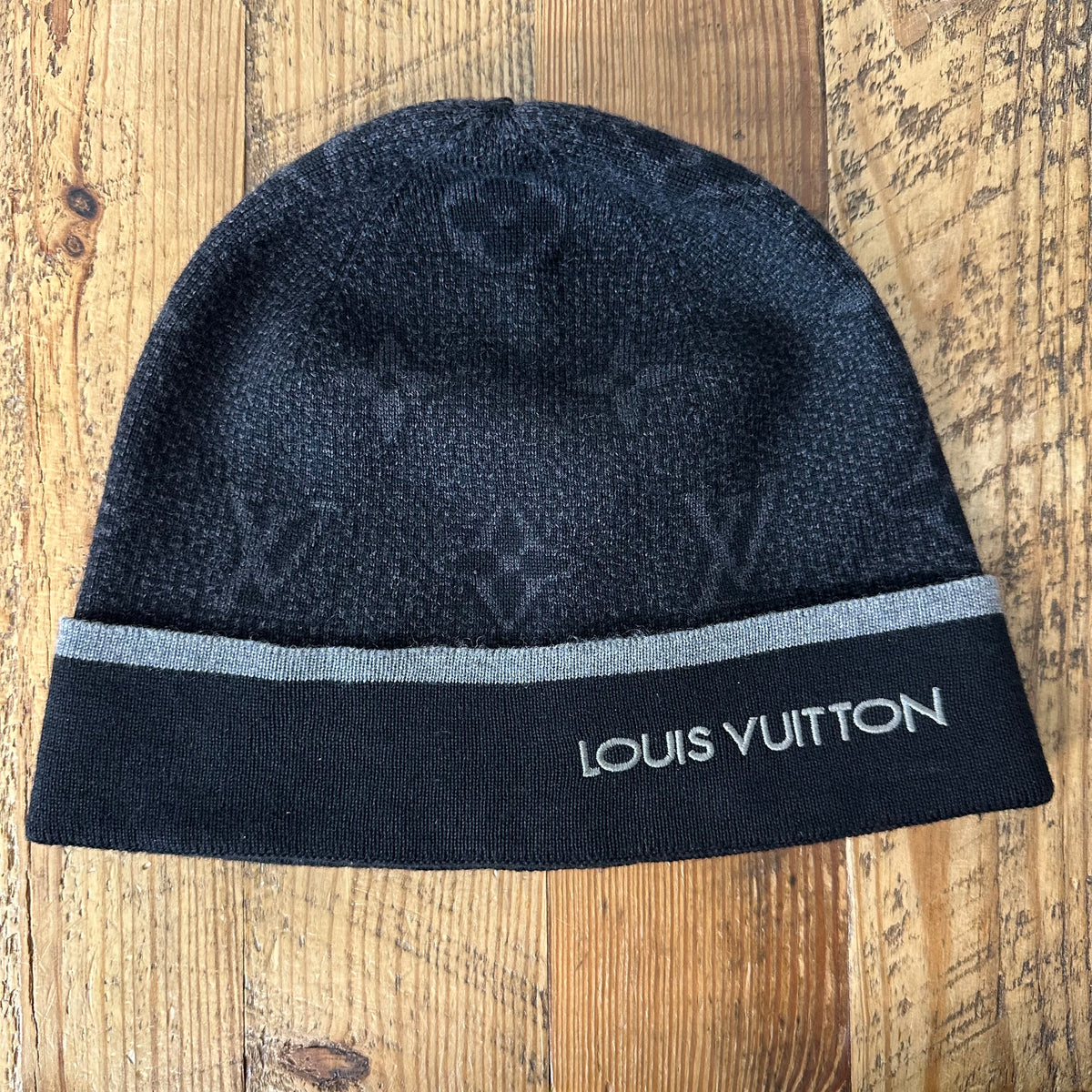 Louis Vuitton Neo Petit Monogram Beanie W/ Box