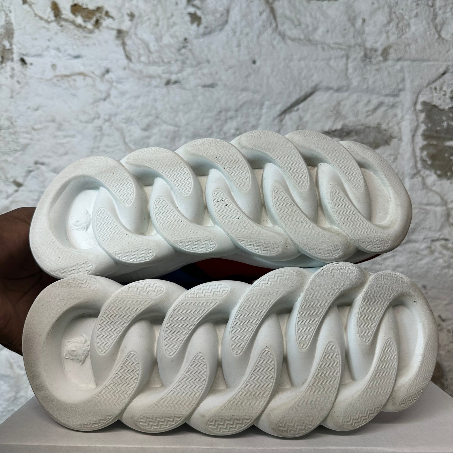 Versace Chain Reaction Blue Red White Sneaker Sz 8 (41)