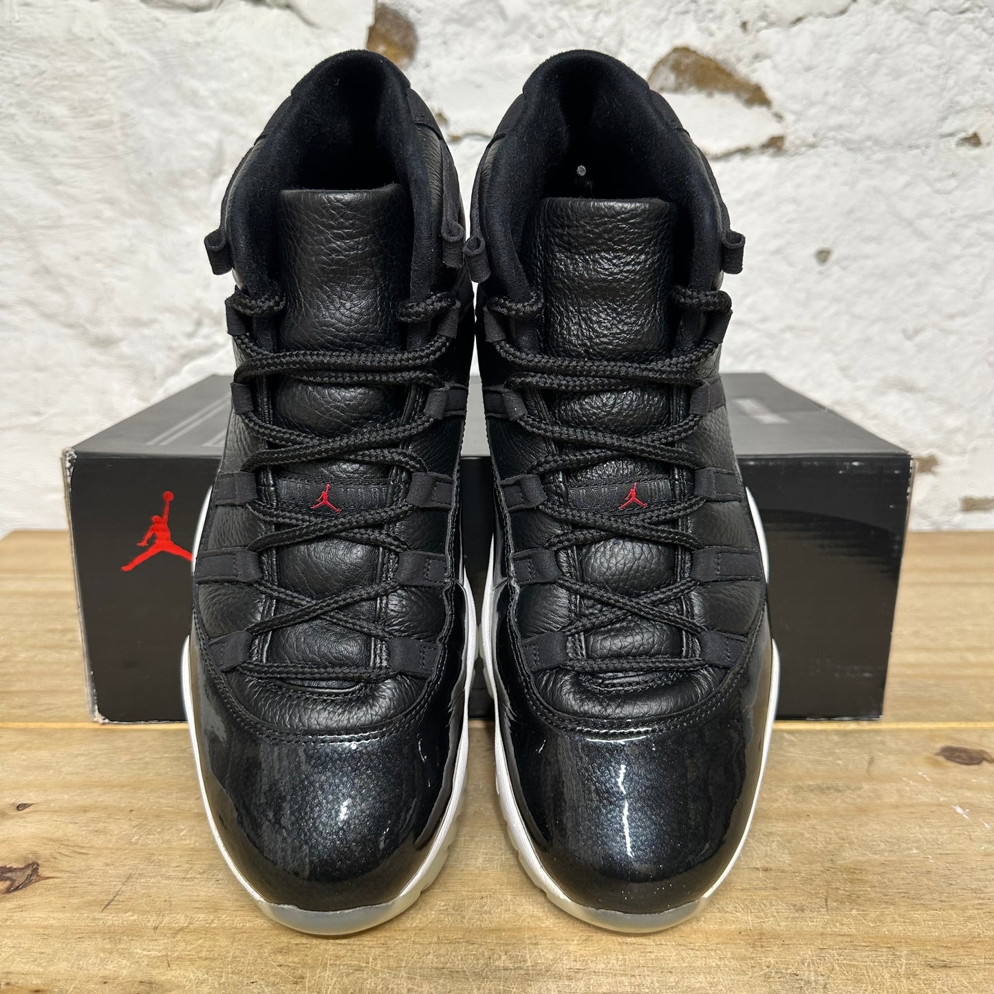 Air Jordan 11 High 72-10 Sz 11